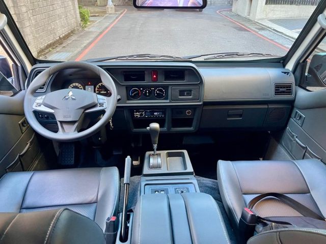 Mitsubishi Delica  第4張相片