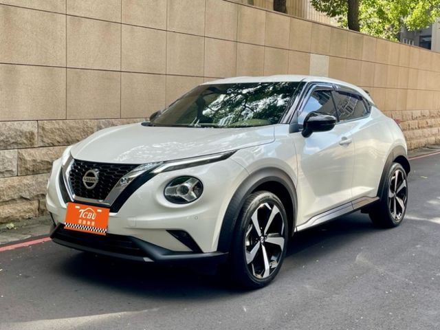 2021年型Juke 1.0T 享樂版 里程8千公里 有Bose音響 環景360 免鑰匙啟動 電熱椅  第1張相片