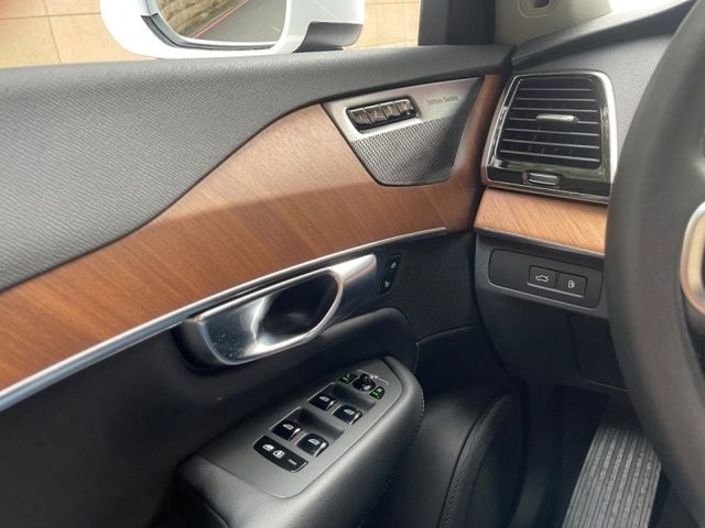 Volvo XC90  第7張相片