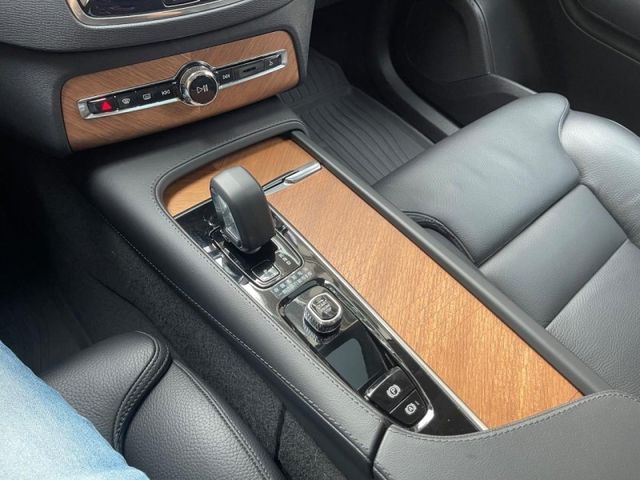 Volvo XC90  第10張相片