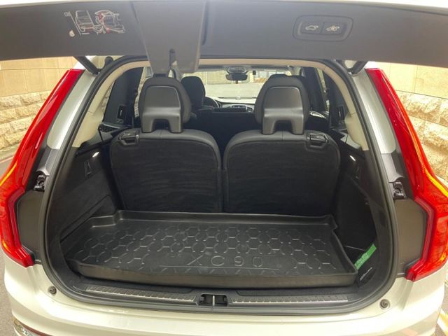Volvo XC90  第14張相片