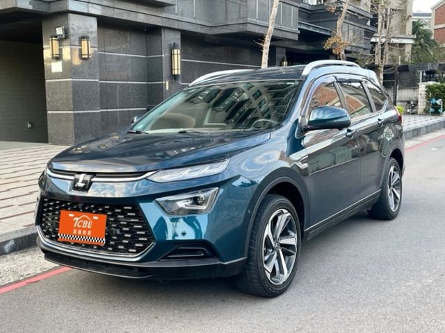 Luxgen URX  第4張相片