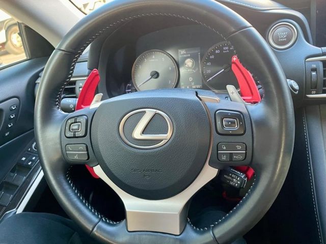 Lexus IS  第1張相片