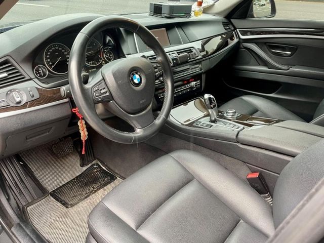 BMW/ 寶馬 520d  第8張相片