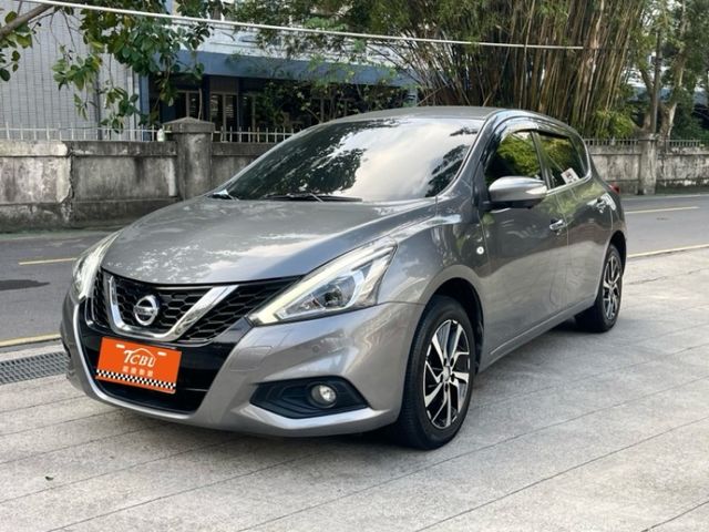 2020年出廠TIIDA 里程6萬 影音環景版 有免鑰匙啟動 摸門 恆溫  第4張相片