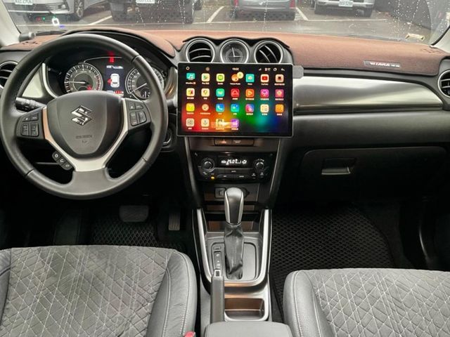 Suzuki Vitara  第6張相片