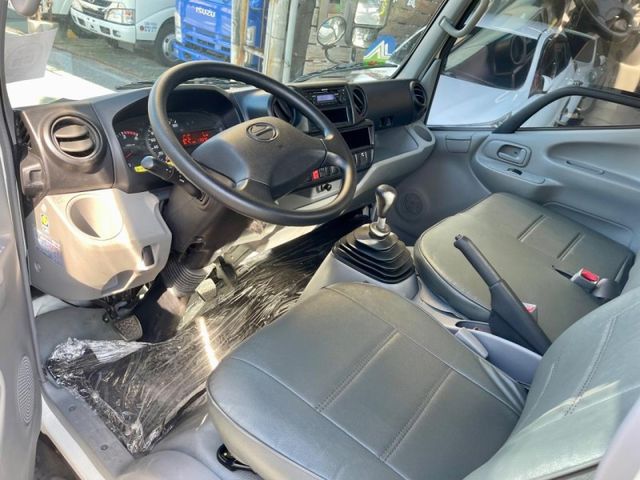 Hino 300  第1張相片