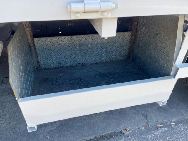 Hino 300  第10張相片