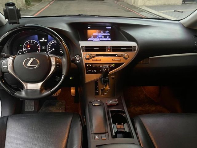 Lexus RX  第7張相片