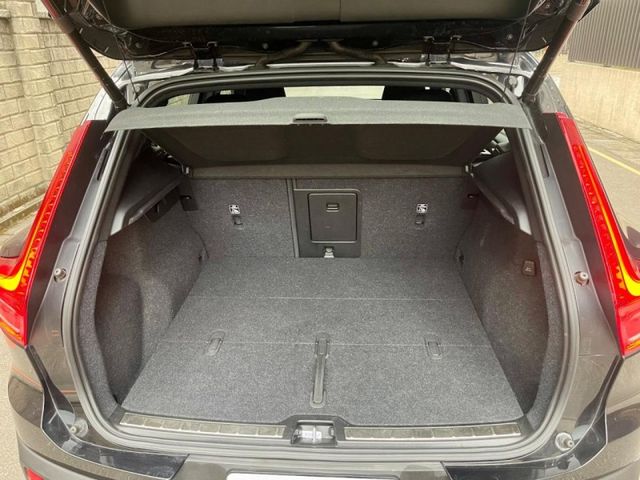 Volvo XC40  第2張相片