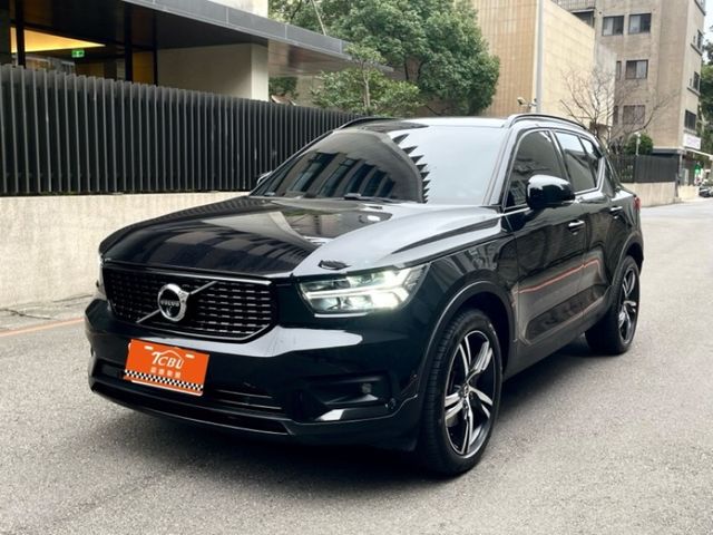 Volvo XC40  第4張相片