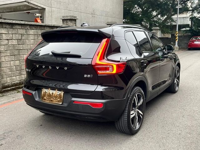 Volvo XC40  第5張相片