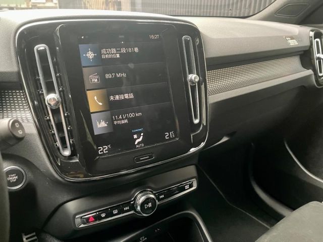 Volvo XC40  第10張相片