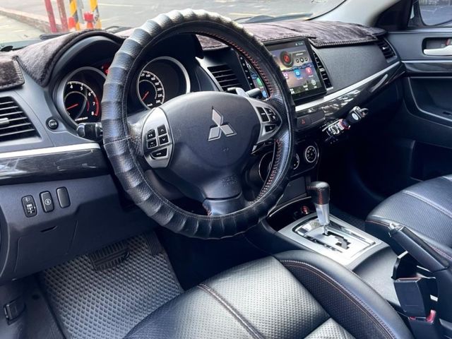 Mitsubishi Lancer  第1張相片