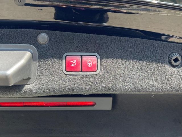 Mercedes-Benz/賓士 S400  第2張相片