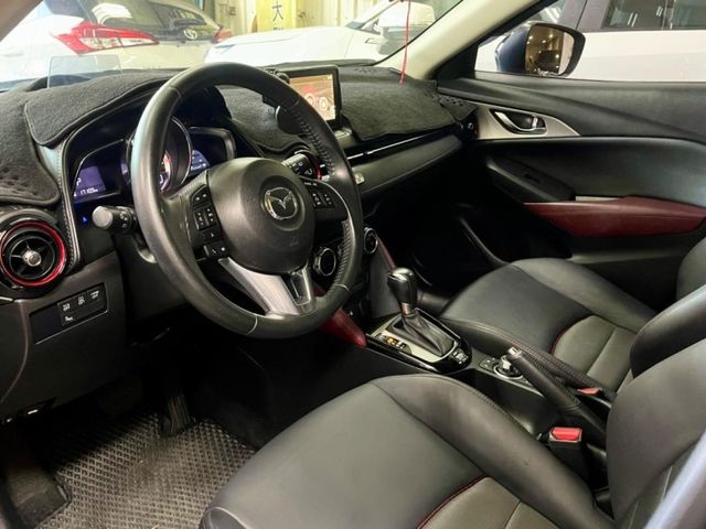 2016年CX-3頂級 有抬頭顯示器 盲點偵測 天窗 免鑰匙啟動 原廠影音 Apple carplay  第7張相片