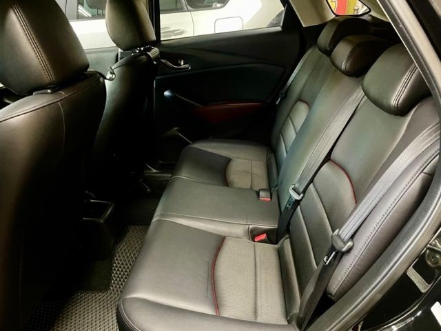 2016年CX-3頂級 有抬頭顯示器 盲點偵測 天窗 免鑰匙啟動 原廠影音 Apple carplay  第8張相片