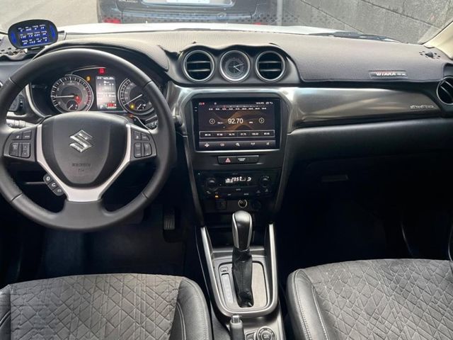 2019年鈴木Vitara 4WD 內外漂亮 配備該有的都有 可全額貸  第5張相片