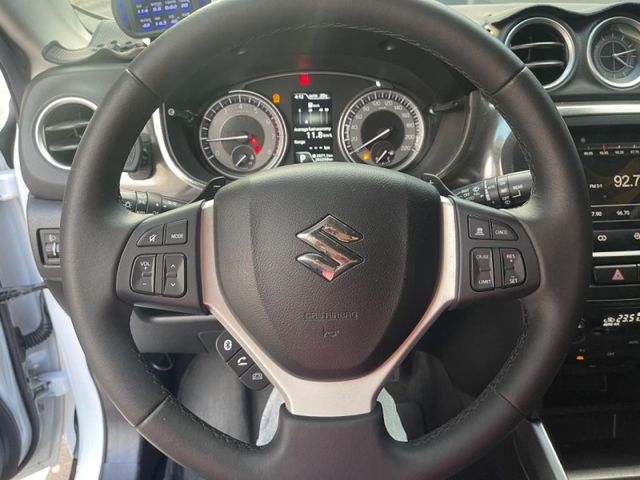 2019年鈴木Vitara 4WD 內外漂亮 配備該有的都有 可全額貸  第6張相片