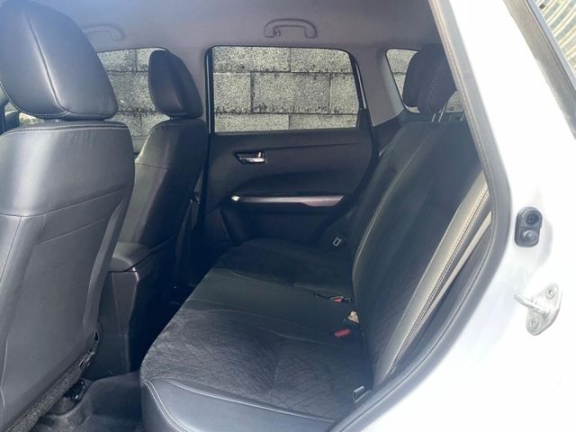 2019年鈴木Vitara 4WD 內外漂亮 配備該有的都有 可全額貸  第11張相片