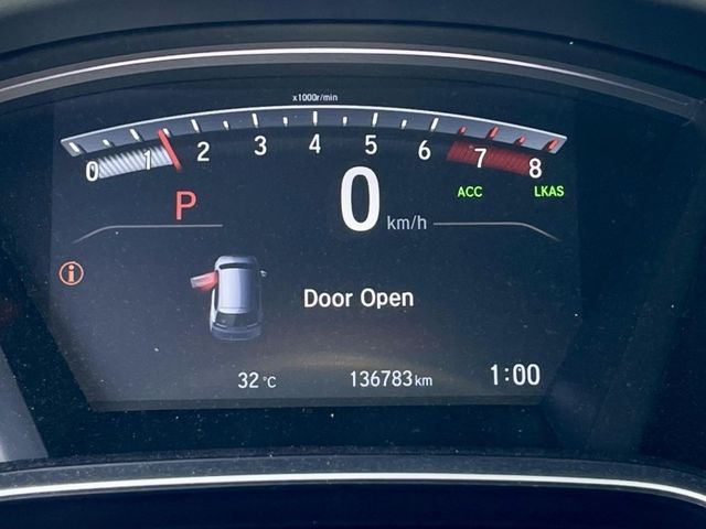 2022年CRV 5.5代 車輛原廠保養 有ACC 車道偏離維持 免鑰匙啟動 電尾門  第2張相片