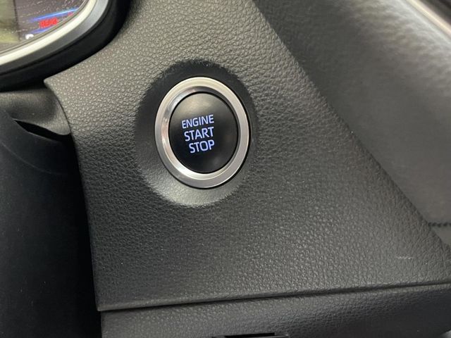 Toyota ALTIS  第8張相片