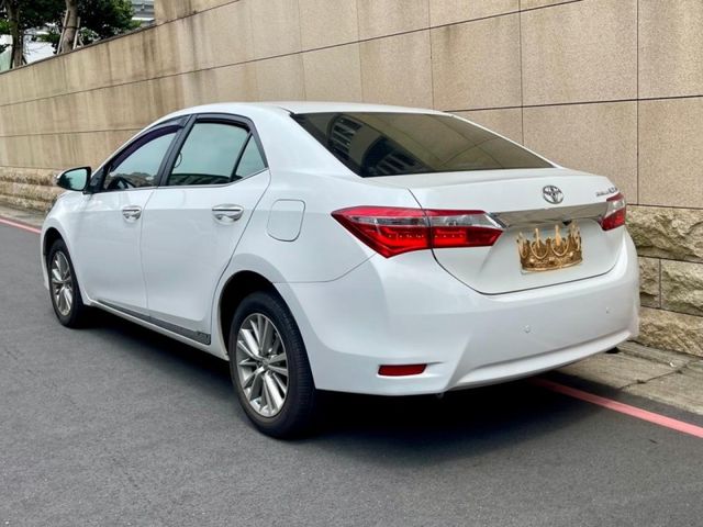 Toyota ALTIS  第5張相片