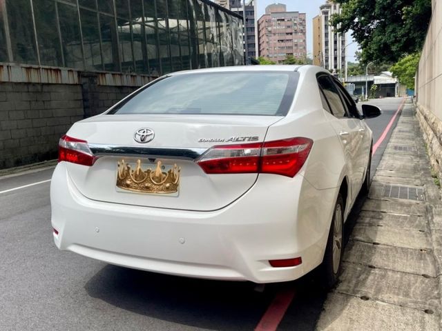 Toyota ALTIS  第6張相片