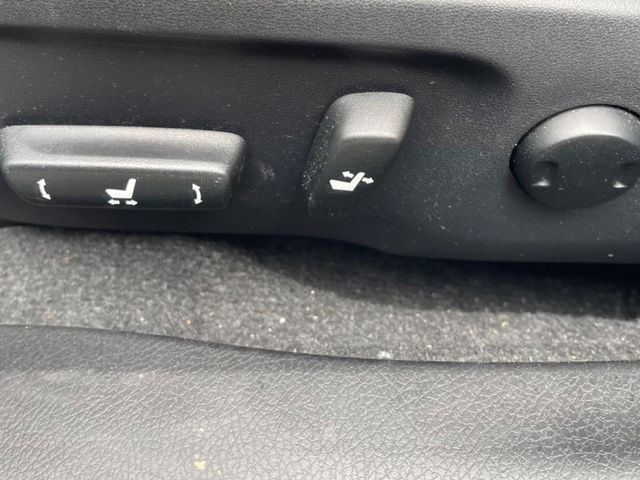 Toyota ALTIS  第9張相片