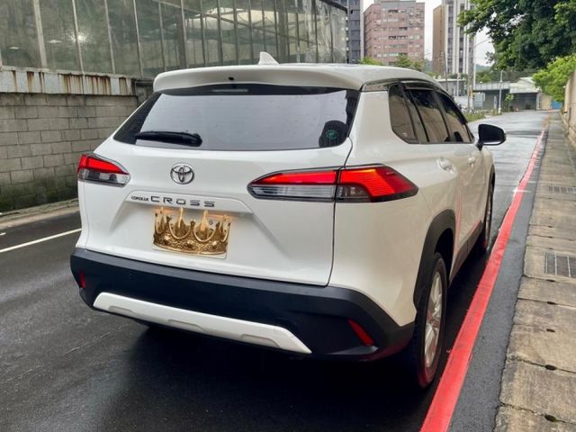 2021年Corolla cross 尊爵版 車輛原廠保養 有ACC 盲點偵測 影音大螢幕  第6張相片