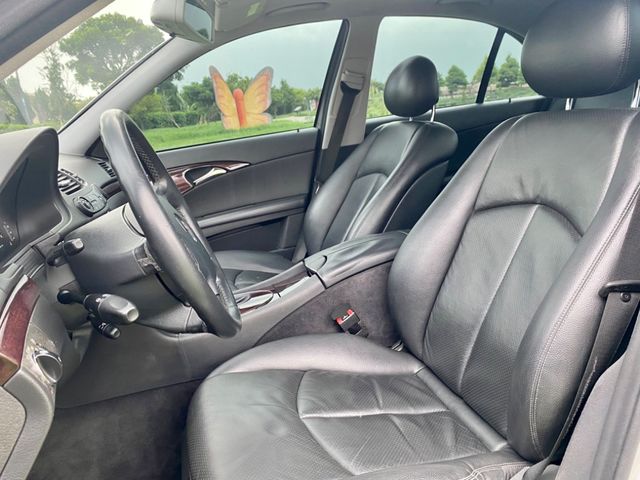 M-BENZ賓士 E200K  第8張相片