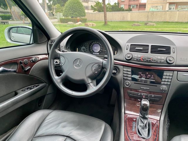 M-BENZ賓士 E200K  第10張相片