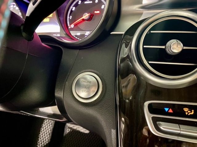 M-BENZ賓士 C300  第6張相片