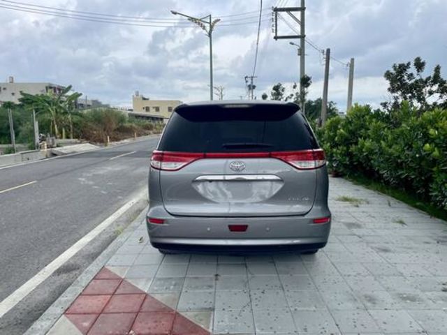 TOYOTA豐田 PREVIA  第4張相片