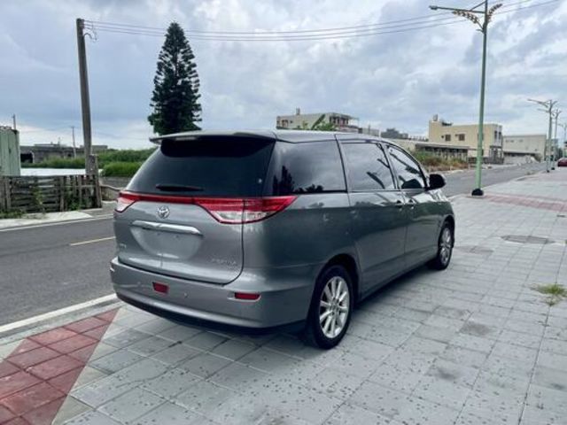 TOYOTA豐田 PREVIA  第5張相片