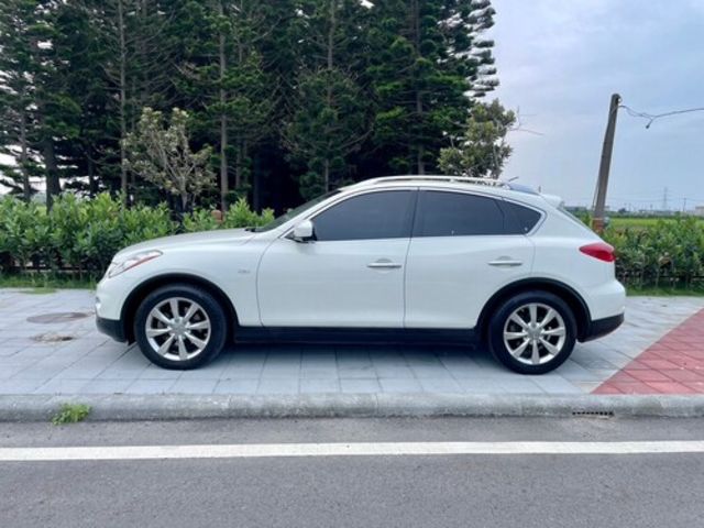 INFINITI無限 EX35  第2張相片