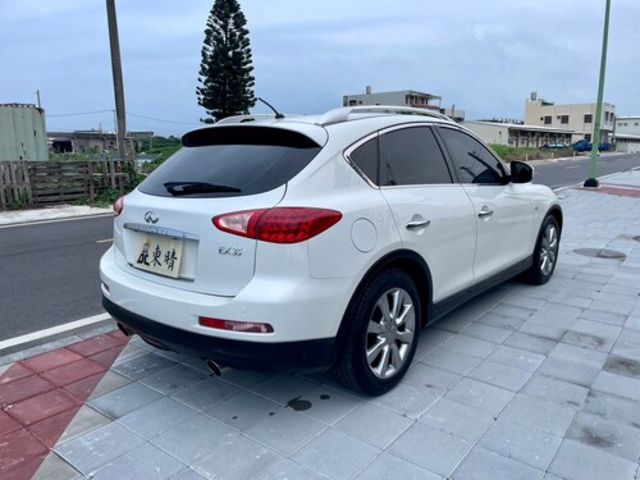 INFINITI無限 EX35  第6張相片