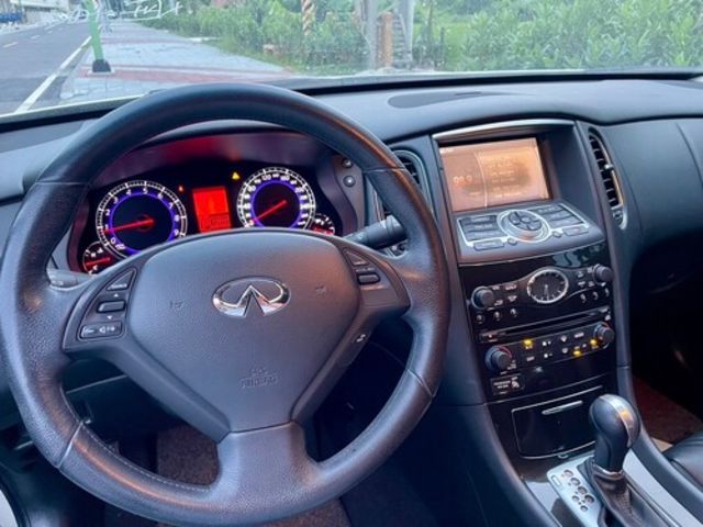 INFINITI無限 EX35  第9張相片