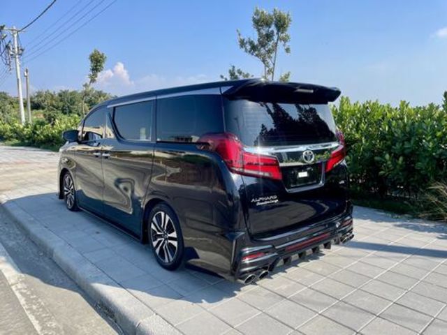 TOYOTA豐田 ALPHARD  第3張相片