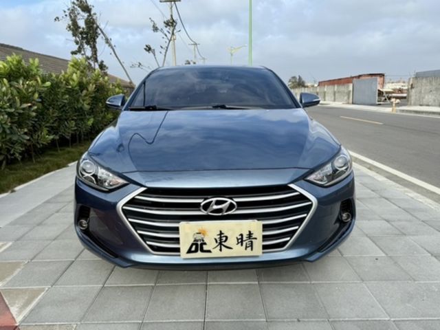 HYUNDAI現代 ELANTRA  第4張相片