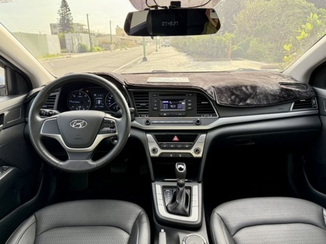 HYUNDAI現代 ELANTRA  第8張相片