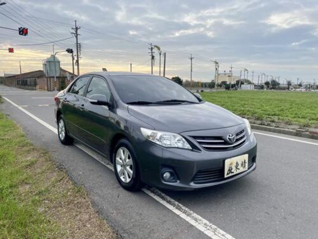 TOYOTA豐田 ALTIS  第3張相片