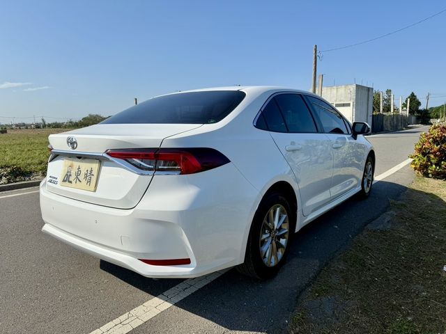 TOYOTA豐田 ALTIS  第7張相片