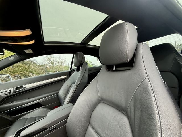 M-BENZ賓士 E350C  第11張相片