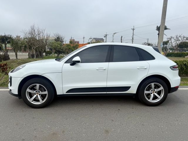 PORSCHE保時捷 MACAN  第3張相片