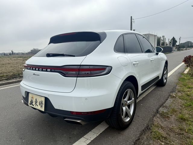 PORSCHE保時捷 MACAN  第9張相片
