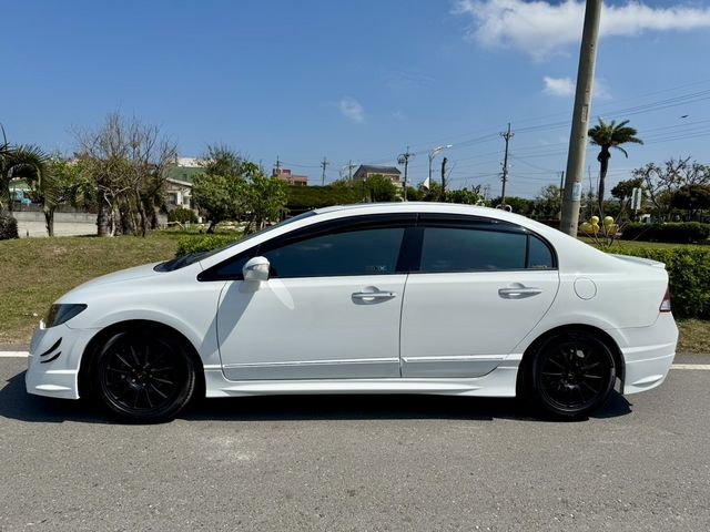 HONDA本田 CIVIC  第2張相片
