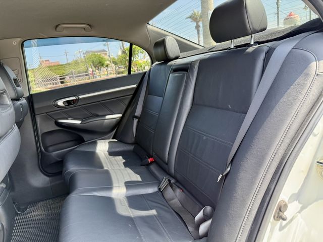 HONDA本田 CIVIC  第14張相片