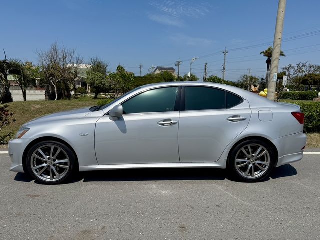 LEXUS凌志 IS250  第2張相片