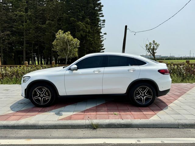 M-BENZ賓士 GLC200  第2張相片